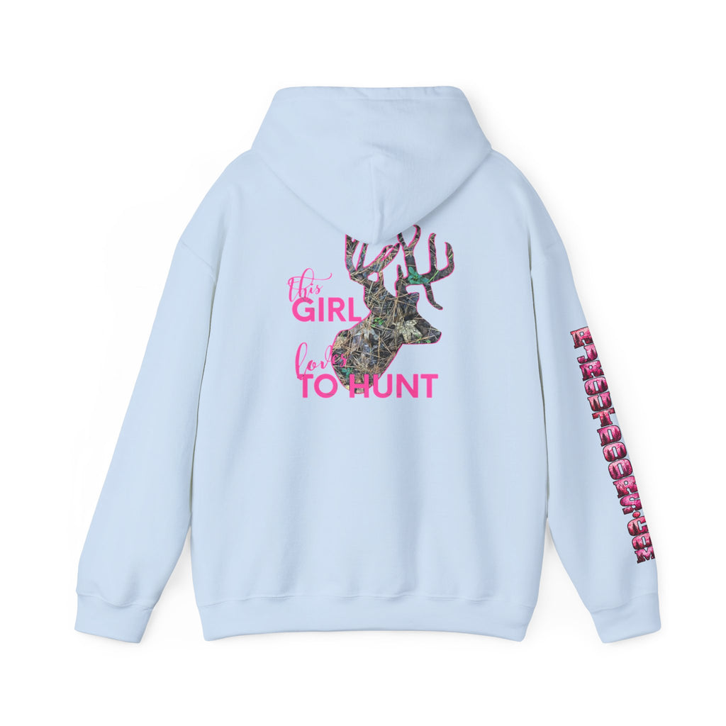 This Girl Loves To Hunt Heavy Blend™ Hooded Sweatshirt