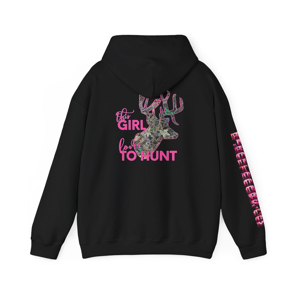 This Girl Loves To Hunt Heavy Blend™ Hooded Sweatshirt