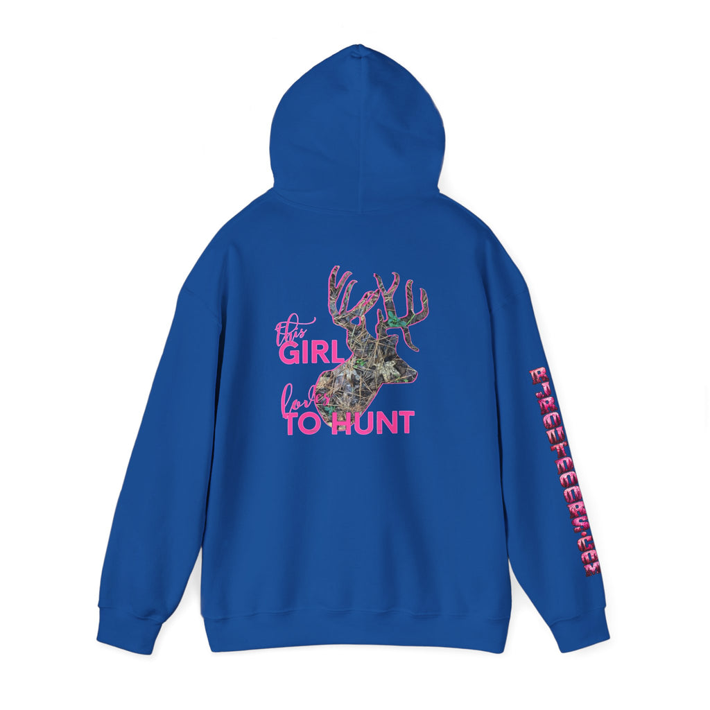 This Girl Loves To Hunt Heavy Blend™ Hooded Sweatshirt